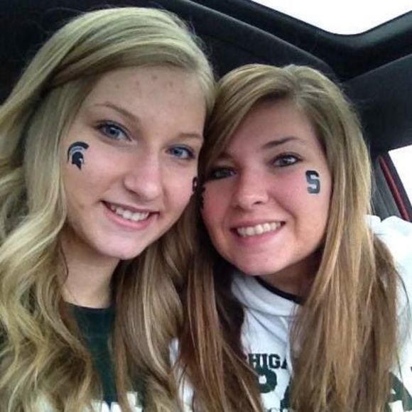 Meet your Posher, Annemarie - Picture 1 of 1